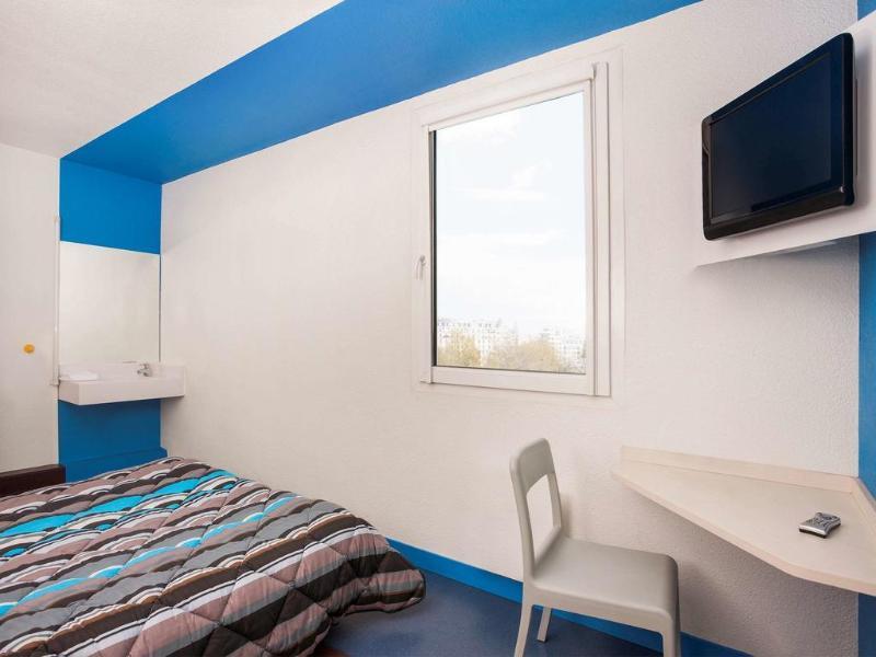 Hotelf1 Lille Tourcoing Nord Roncq Exterior photo